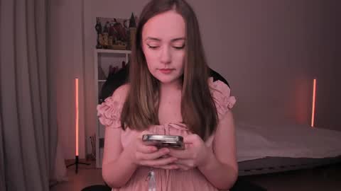 Snapshot of lil_happiness chatting on 02.09.25 for free registration 3 online show from 02.09.25