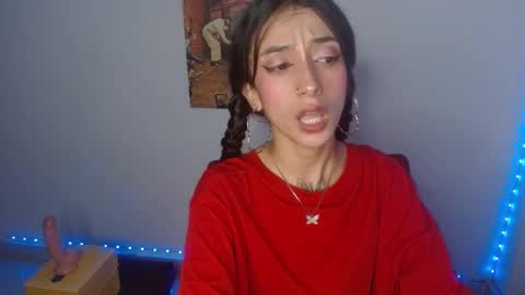 Lisaa online show from 12.28.24