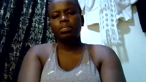 lil_miss23 online show from 10.07.25