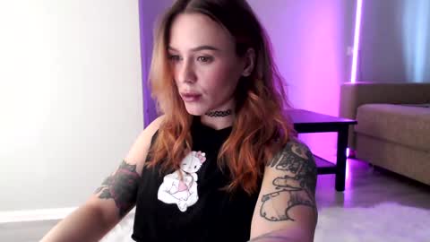 Snapshot of lil_reya chatting on 02.13.25 INST Lil happines s online show from 02.13.25