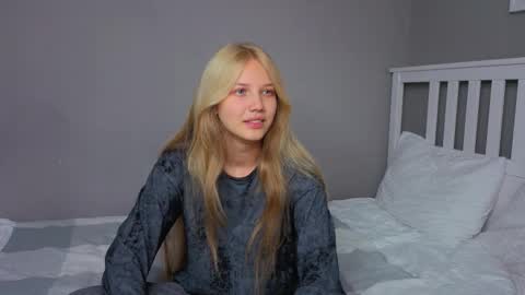 Emma online show from 10.13.25