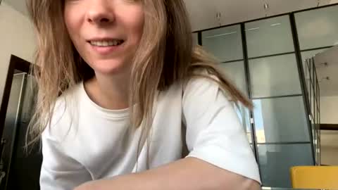 Snapshot of lil_uff chatting on 07.18.26 aka princessmaya online show from 07.18.26