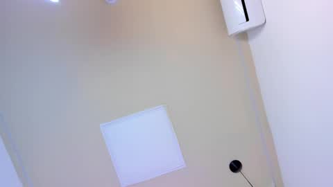 L I L A   online show from 02.27.25