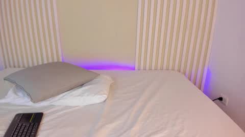 L I L A   online show from 11.19.25