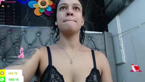 Snapshot of lila_gummy_ chatting on 06.07.26 online show from 06.07.26