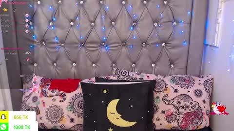 Snapshot of lila_gummy_ chatting on 06.10.26 online show from 06.10.26