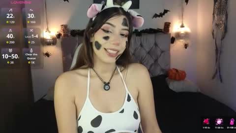 Snapshot of lila_min chatting on 10.10.25 lila_min online show from 10.10.25