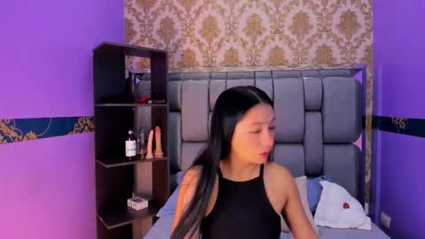 L I L A online show from 11.25.25