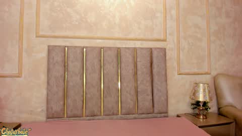 lila bailey  online show from 09.17.25