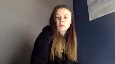 Snapshot of lilae37yis chatting on 10.20.25 Lily online show from 10.20.25
