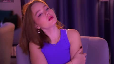 Snapshot of lilahhn chatting on 12.18.25 Sofi online show from 12.18.25