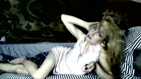 Snapshot of lilaniloverx chatting on 01.12.26 LilaniLoverx online show from 01.12.26