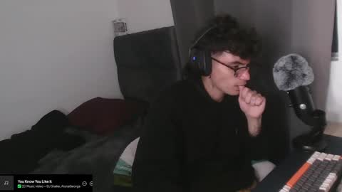 Snapshot of lilankore chatting on 01.11.25 Yeh online show from 01.11.25