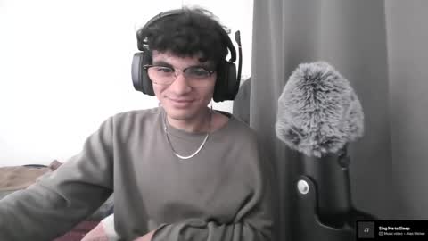 Snapshot of lilankore chatting on 01.16.25 Yeh online show from 01.16.25