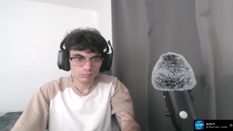 Snapshot of lilankore chatting on 01.17.25 Yeh online show from 01.17.25