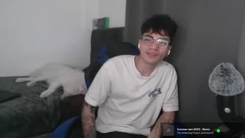 Snapshot of lilankore chatting on 02.06.25 Yeh online show from 02.06.25