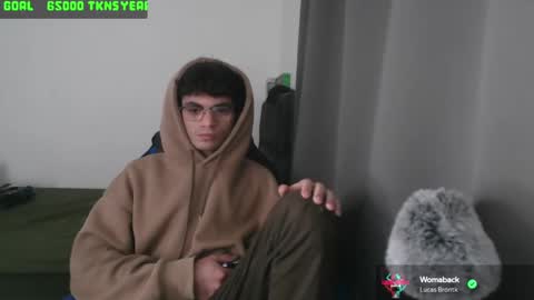 Snapshot of lilankore chatting on 02.11.25 Yeh online show from 02.11.25