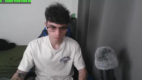 Snapshot of lilankore chatting on 02.13.25 Yeh online show from 02.13.25