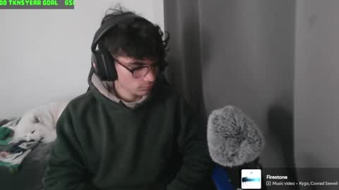 Snapshot of lilankore chatting on 02.18.25 Yeh online show from 02.18.25