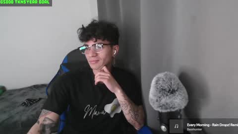 Snapshot of lilankore chatting on 02.19.25 Yeh online show from 02.19.25