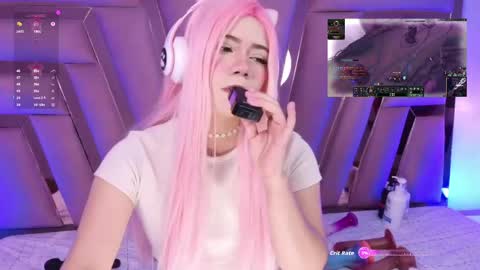 Snapshot of lilapop__ chatting on 05.25.26 Lila online show from 05.25.26