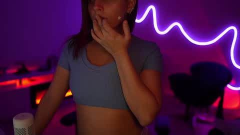 Rebecca online show from 02.25.26