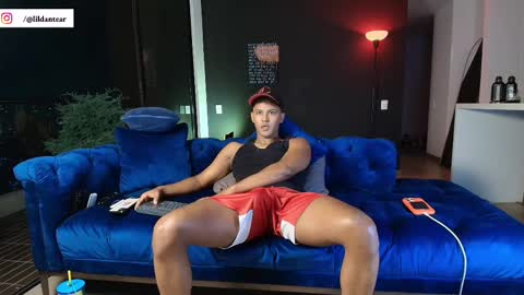 Snapshot of lildantear chatting on 09.09.25 Dante online show from 09.09.25