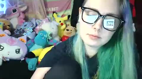 Snapshot of lilemmy1999 chatting on 12.18.24 emily ryanson online show from 12.18.24