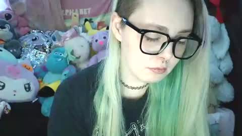 Snapshot of lilemmy1999 chatting on 01.01.25 emily ryanson online show from 01.01.25