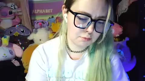 Snapshot of lilemmy1999 chatting on 02.04.25 emily ryanson online show from 02.04.25