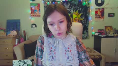 Snapshot of lileyfoxxx chatting on 01.07.25 Lil online show from 01.07.25