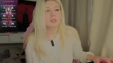 Nika and Lori online show from 10.29.25