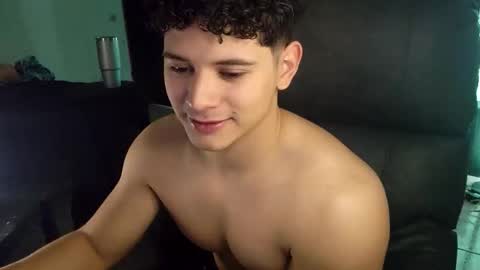 Snapshot of lilhotnando chatting on 02.01.26 Fernando online show from 02.01.26