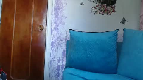 Snapshot of lilhy_mcfly chatting on 02.01.25 lilieth online show from 02.01.25
