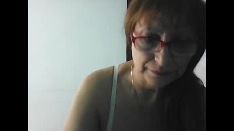 Snapshot of lilhy_mcfly chatting on 10.20.25 lilieth online show from 10.20.25