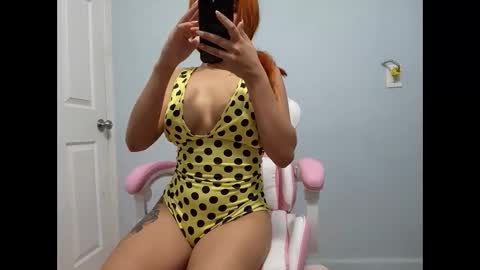Snapshot of lili848744 chatting on 06.06.26 lili848744 online show from 06.06.26