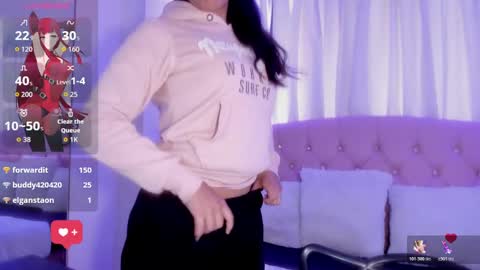 Snapshot of lili_gime chatting on 10.17.25 Lili online show from 10.17.25