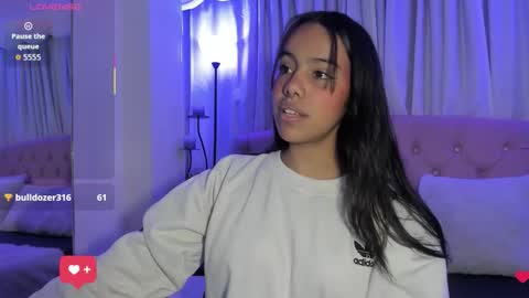 Snapshot of lili_gime chatting on 10.24.25 Lili online show from 10.24.25