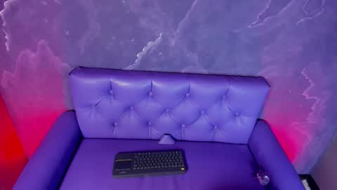 Snapshot of lili_milk20 chatting on 09.27.25 Lili online show from 09.27.25