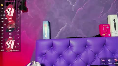 Lili  online show from 11.08.25