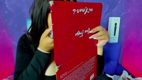 Lili  online show from 11.19.25