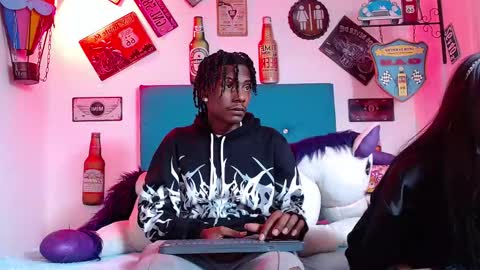 lili_roussi online show from 10.30.25