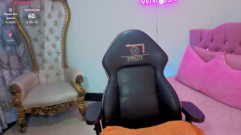 Snapshot of lili_tay1 chatting on 05.18.26 LILI online show from 05.18.26