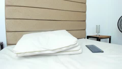 LILIAN  online show from 03.05.25