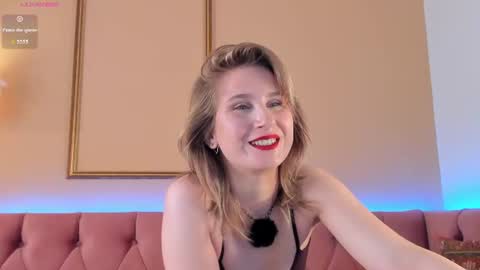 Snapshot of lilianadaniels chatting on 06.30.26 Lilian online show from 06.30.26