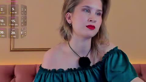 Snapshot of lilianadaniels chatting on 07.13.26 Lilian online show from 07.13.26