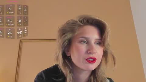 Snapshot of lilianadaniels chatting on 07.26.26 Lilian online show from 07.26.26