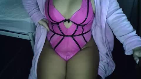 Snapshot of lilianarose_xx chatting on 10.19.25 Lilianarose online show from 10.19.25