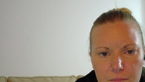 LilianaX online show from 04.27.26