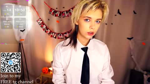 Lilian online show from 10.19.25